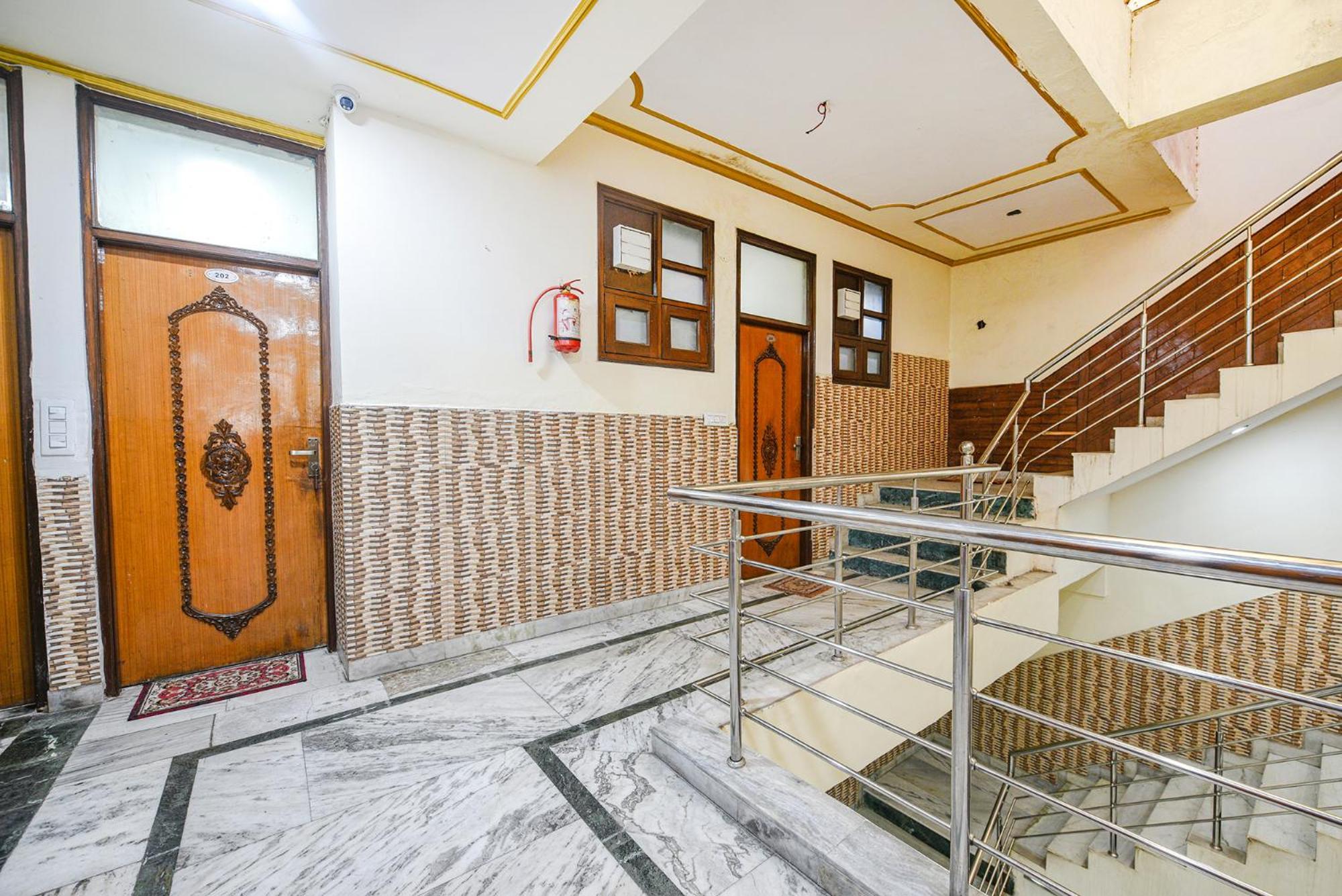 Fabhotel Royal Inn Chandīgarh Exterior foto